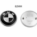BMW Emblem Svartvit Kolfiber 82mm Motorhuv